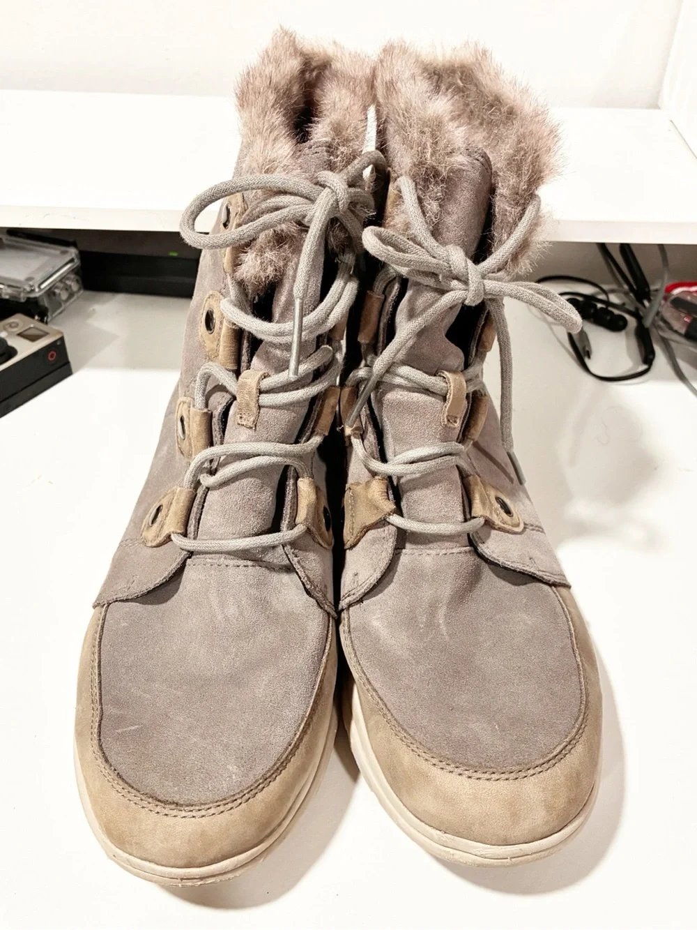 Sorel Boots NL-3039-052 Explorer Joan Shearling Gray Leather Bootie Size 11